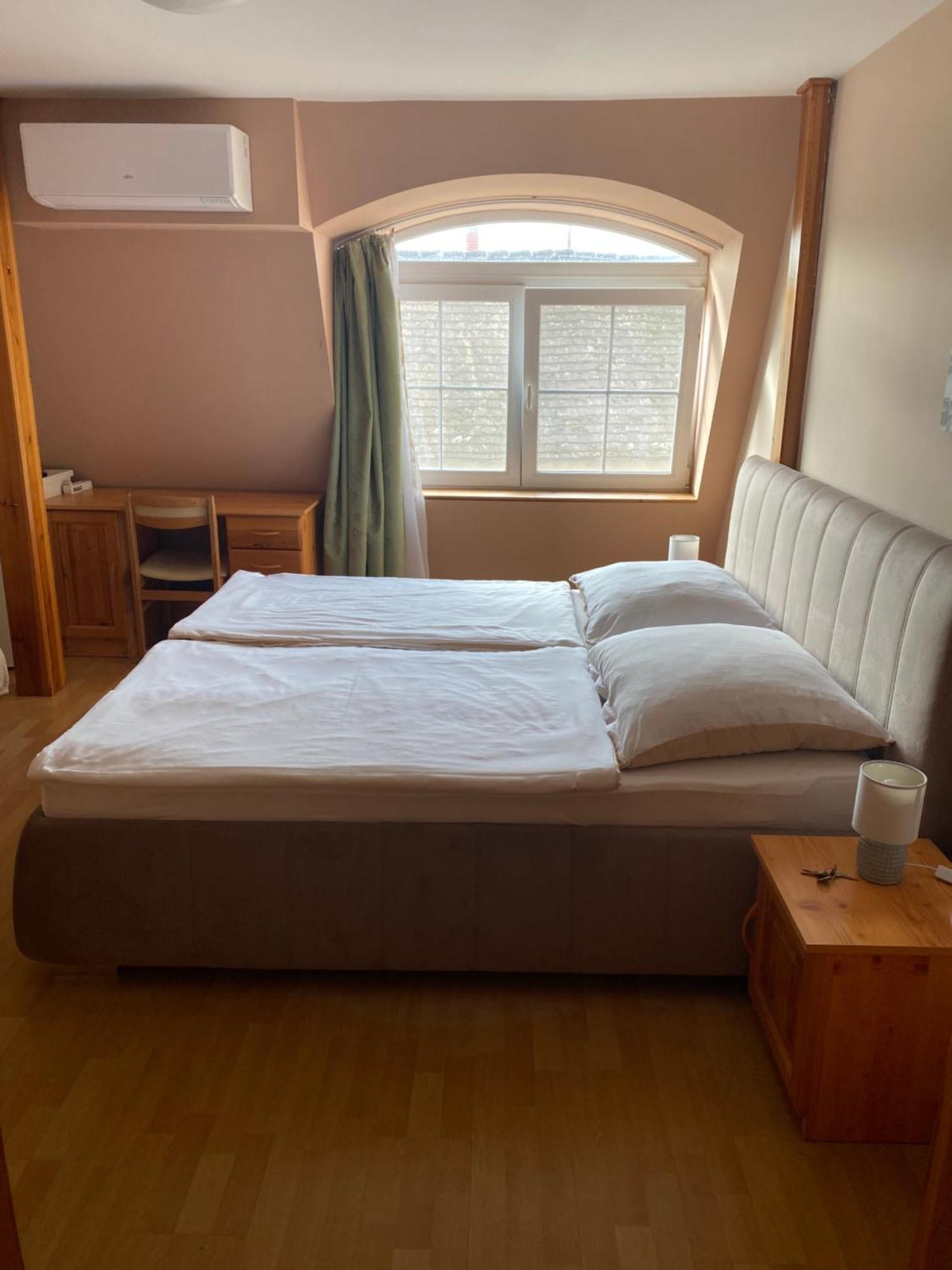 Ambrozia Guesthouse 瑙吉考尼饶 外观 照片