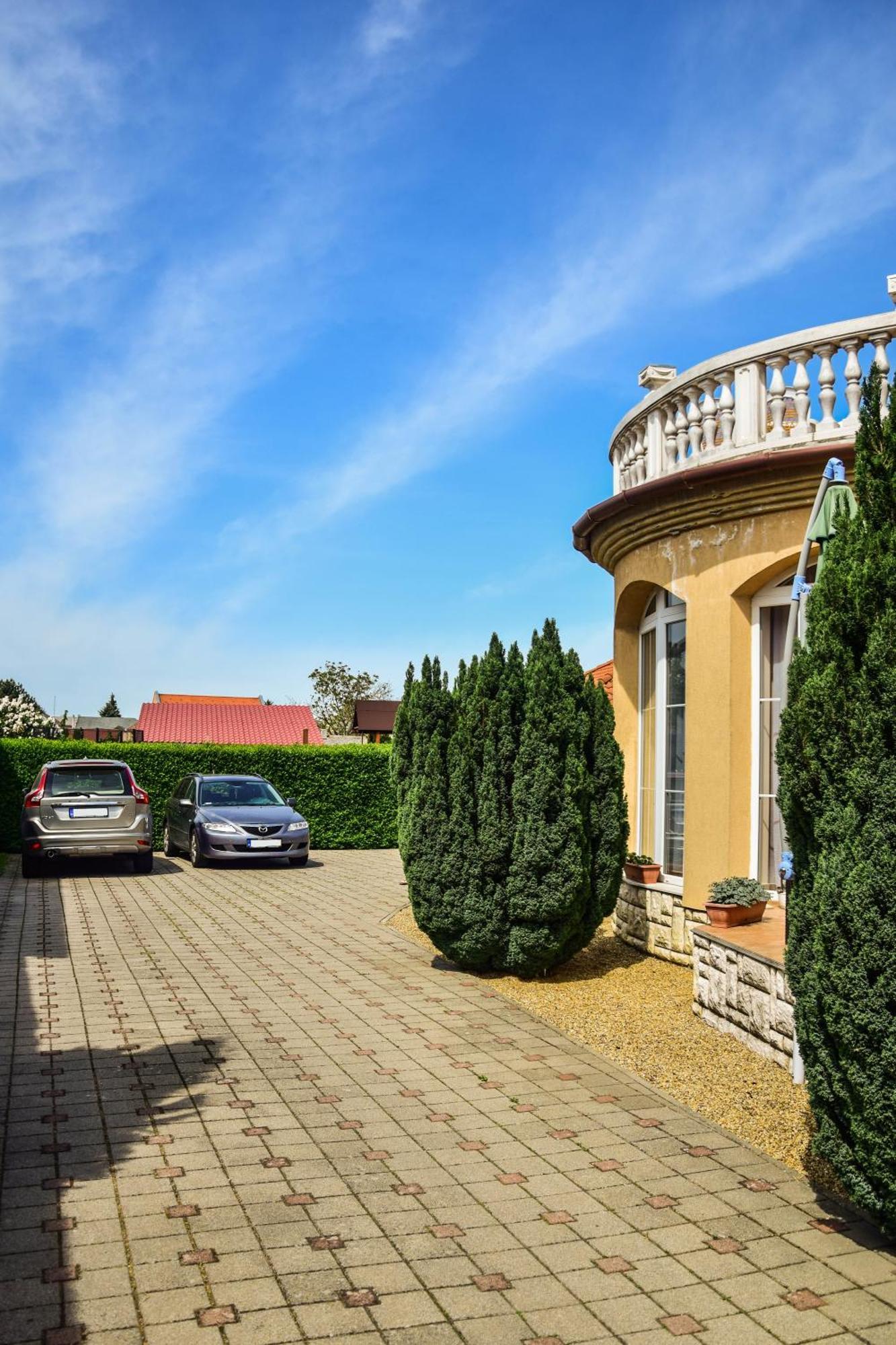 Ambrozia Guesthouse 瑙吉考尼饶 外观 照片